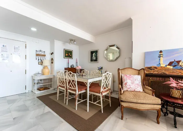 Malagasuite Seaside Penthouse *