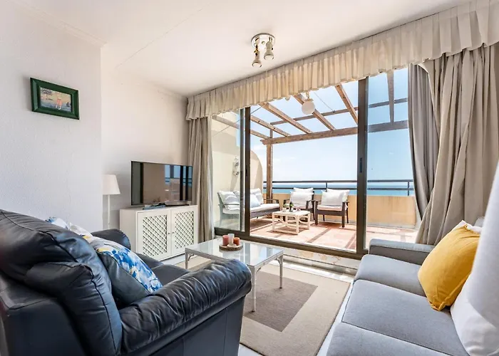 Malagasuite Seaside Penthouse 토레몰리노스