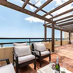 Malagasuite Seaside Penthouse *