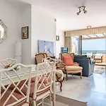 Апартаменти Malagasuite Seaside Penthouse