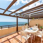 Апартаменти Malagasuite Seaside Penthouse