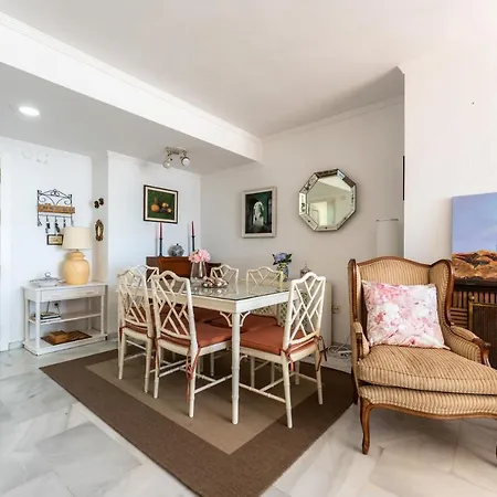 Malagasuite Seaside Penthouse *