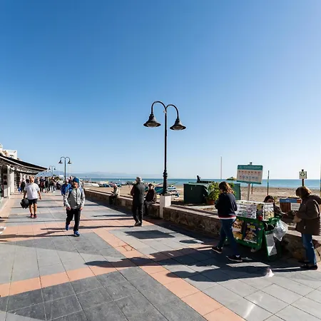 公寓 Malagasuite Seaside Penthouse 托雷莫利诺斯